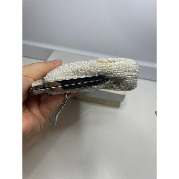 Vintage Ivory white All Beaded Top Handle Bag With Mother Of Pearl Detailing - Picture 7 of 16